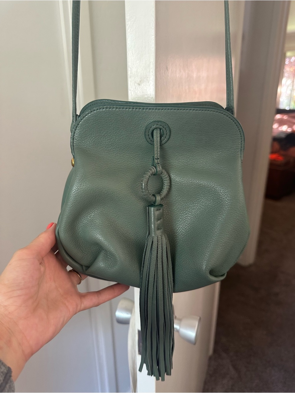 HOBO Leather Crossbody bucket bag